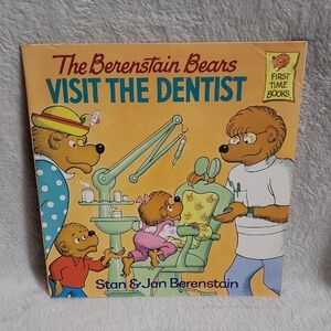 The Berenstain Bears Visit The Dentist